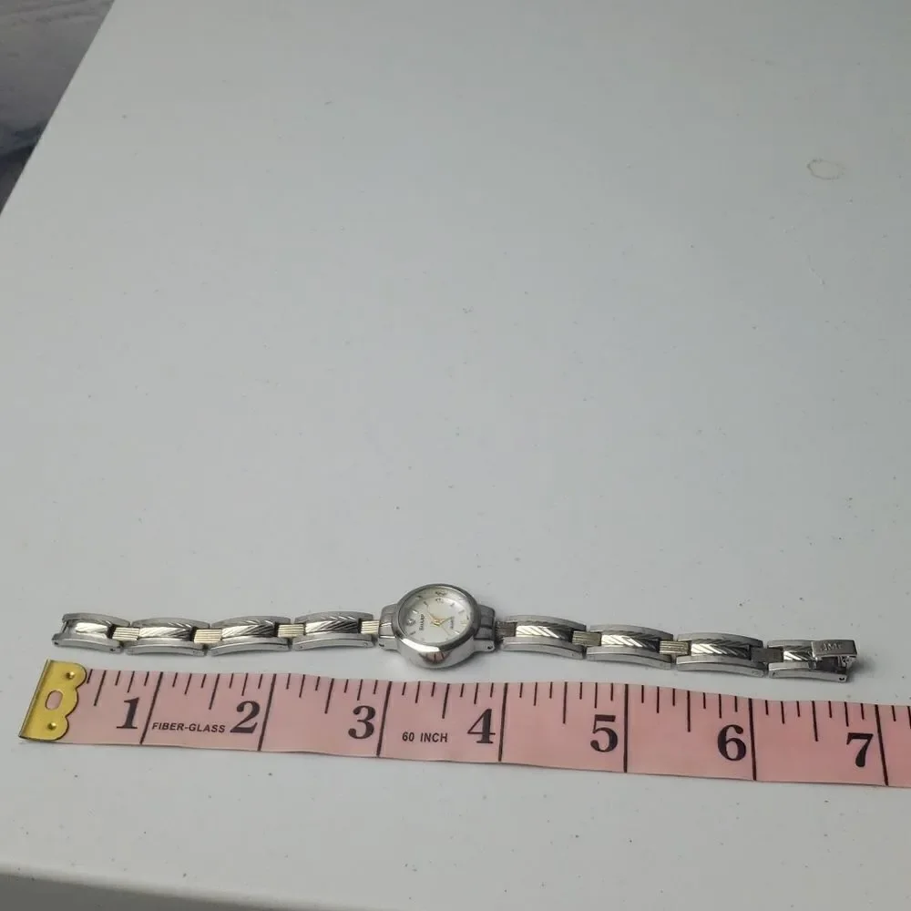 Sharp Watch  - Picture 4 of 6